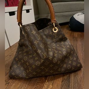 Louis Vuitton Artsy